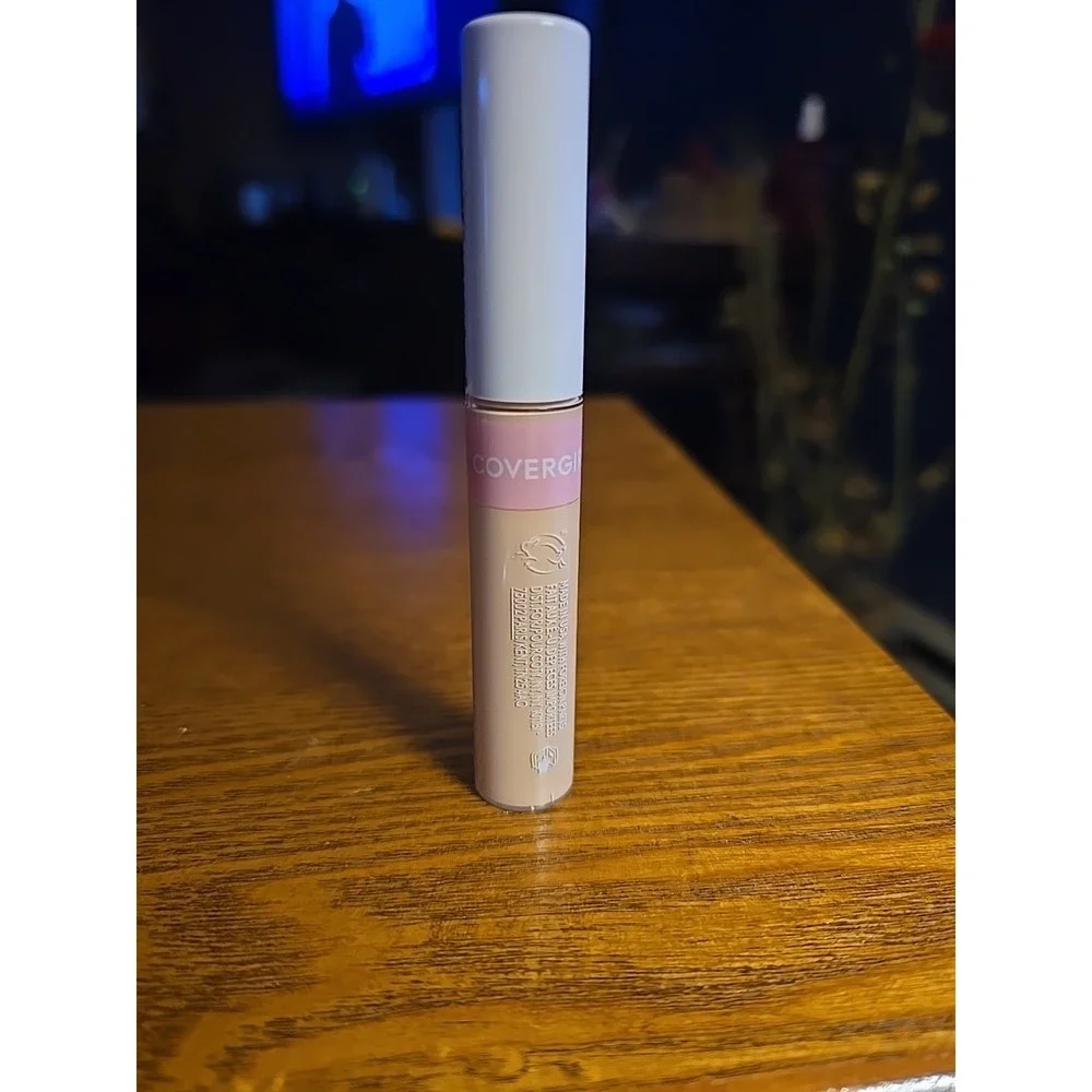 Covergirl‎ Clean Fresh Hydrating Concealer, 310 Porcelain, 0.23 Fl Oz